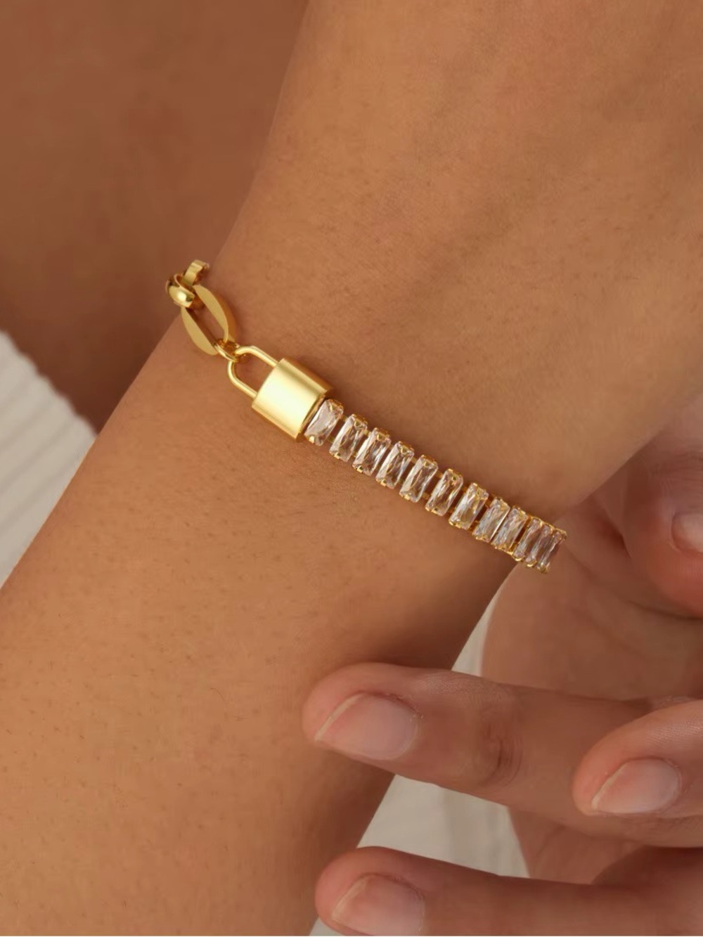 18K Gold Plated Baguette Crystal Paperclip Chain Bracelet - Picture 4 of 7